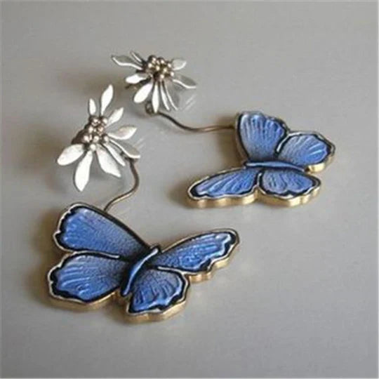 Bowen - Vintage butterfly earrings in blue