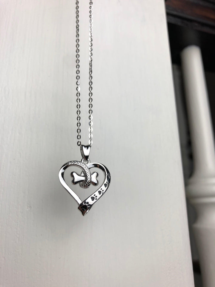 Dog Paw and Heart Necklace in Stainless Steel 1
