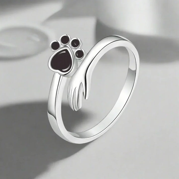 Tenley  - Adjustable ring made of 925 silver with hand-and-paw motif