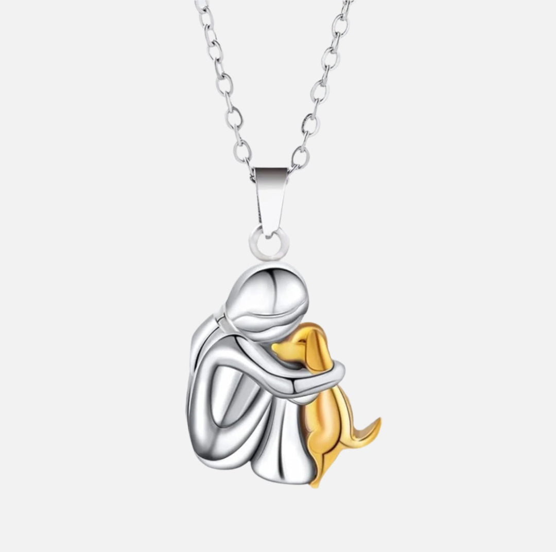 Hug Pendant Necklace 1