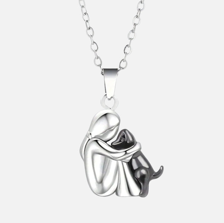 Hug Pendant Necklace 3