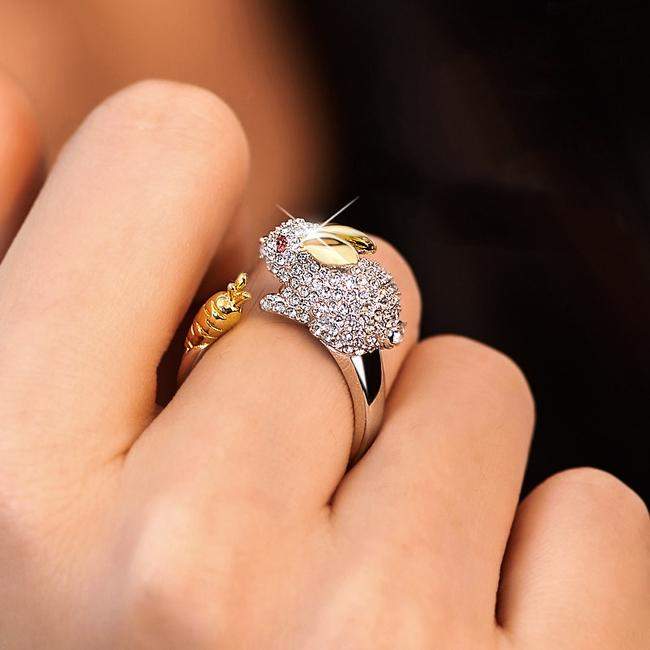 Wood - Adjustable ring with bunnies & carrot / Gold